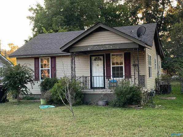 1811 Eisenhower St, Gadsden, AL 35904