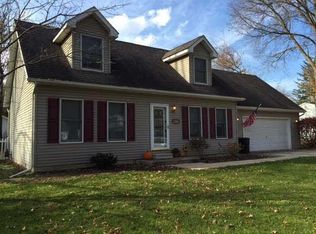 7815 McLain Ave, Lambertville, MI 48144