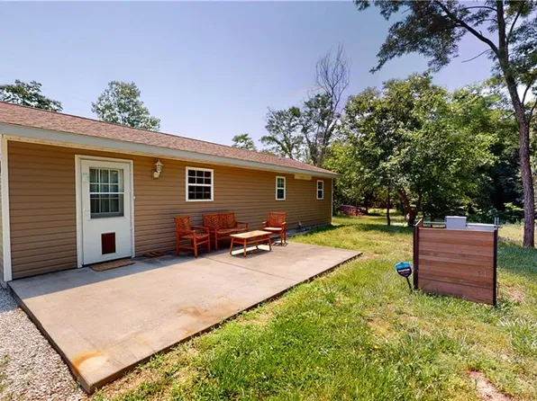 14058 E Lady Rd, Nevada, MO 64772