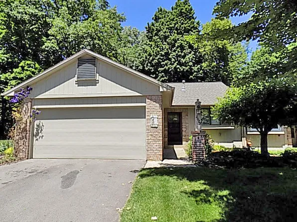 2029 August Ct SE, Grand Rapids, MI 49508