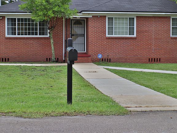 4th image of 7526 Epperson Ave