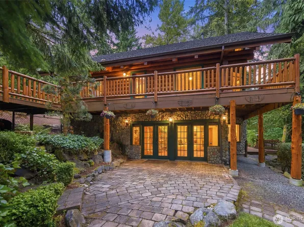 22005 SE 28th Street, Sammamish, WA 98075