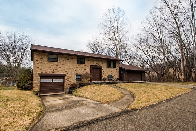 1st image of 77 Moundview Ave