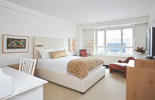 Rented by (Legacy) Shelli Scrimale, LREB | media 31