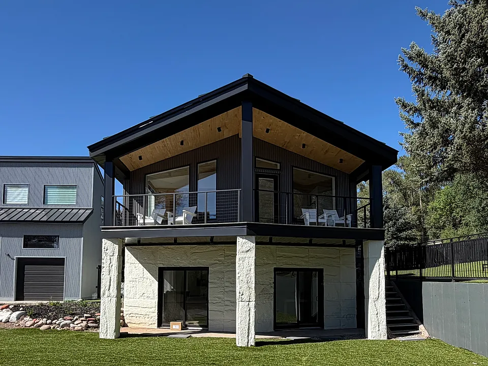 10-111 County Rd #1