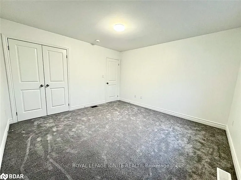 1 Millcreek Dr — Photo 20