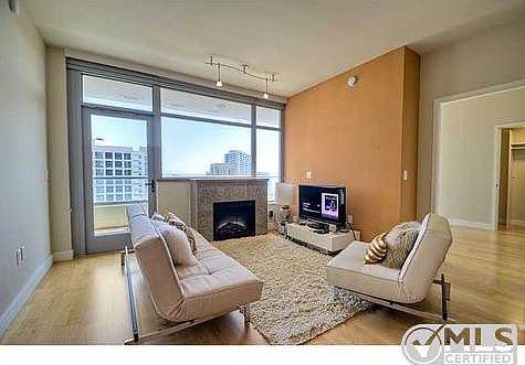 2nd image of 700 W East St Unit 2305