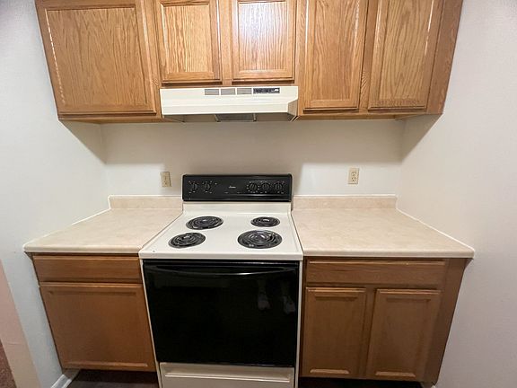 2nd image of 1905 University Dr #B10