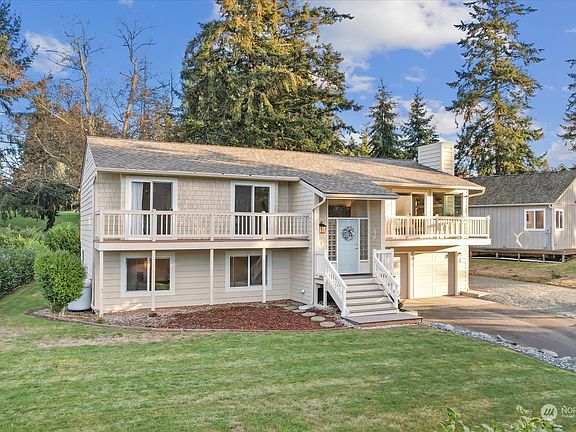 2nd image of 5843 Capt Vancouver Dr