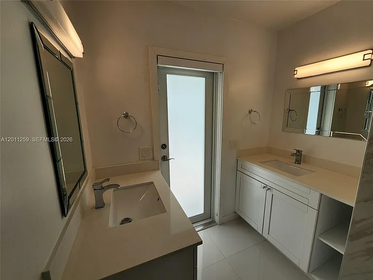 4233 S Jackson St — Photo 26