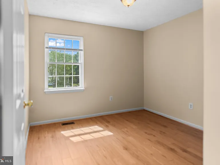 8514 Rheims Ct — Photo 21