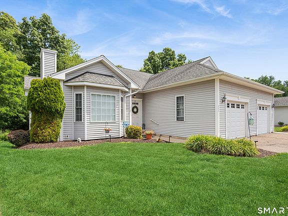 2nd image of 111 Pondview Circle