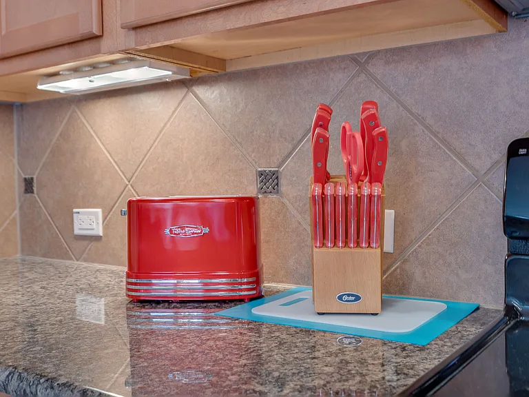 1105 Lone Pine Dr — Photo 18