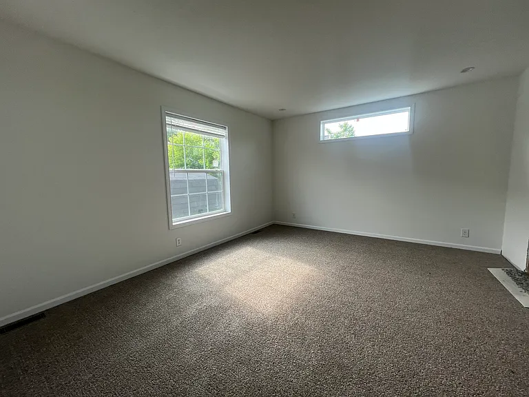 Hunters Glen — Photo 20