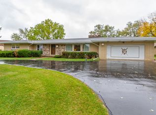 20W371 Diversey Ave, Addison, IL 60101