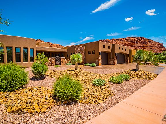 Luxury Nestled in Red Rock!