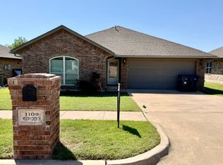 1109 Hickory Creek Dr, Yukon, OK 73099