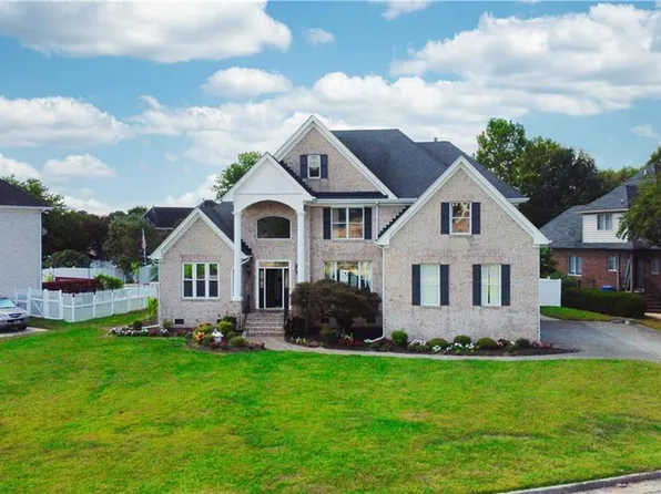 2935 Bruce Sta, Chesapeake, VA 23321