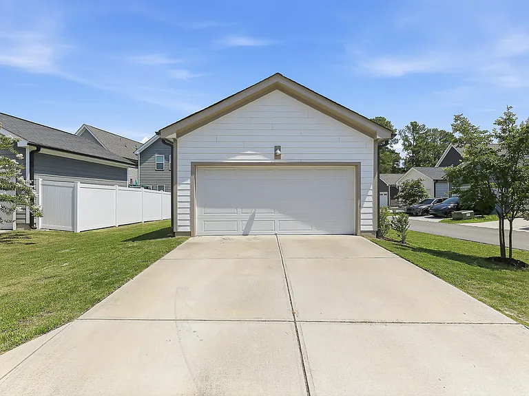 6260 Taylor Rd — Photo 44