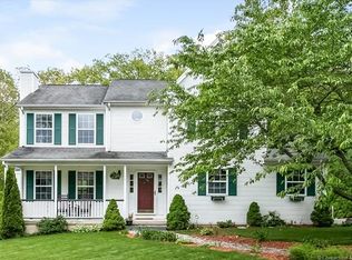 125 Dora Dr, Middletown, CT 06457