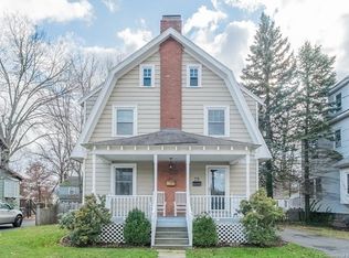 29 Burr St, West Hartford, CT 06107
