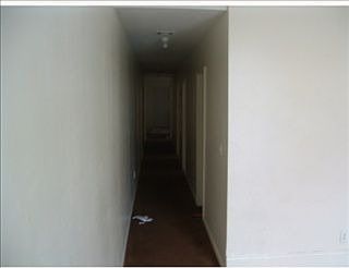 4th image of 1916 Marais St