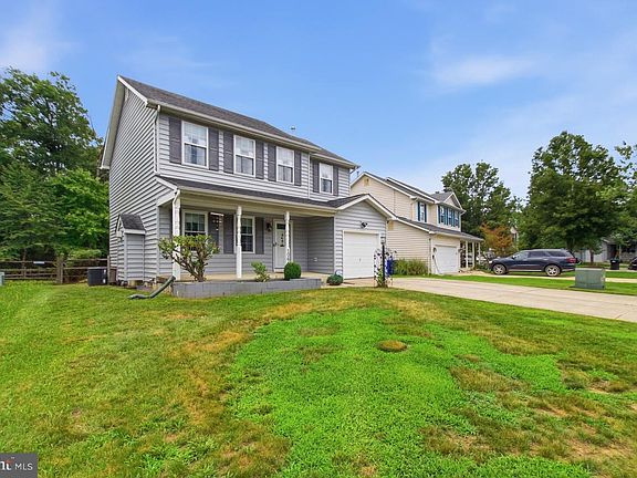 4th image of 10648 Quillback St