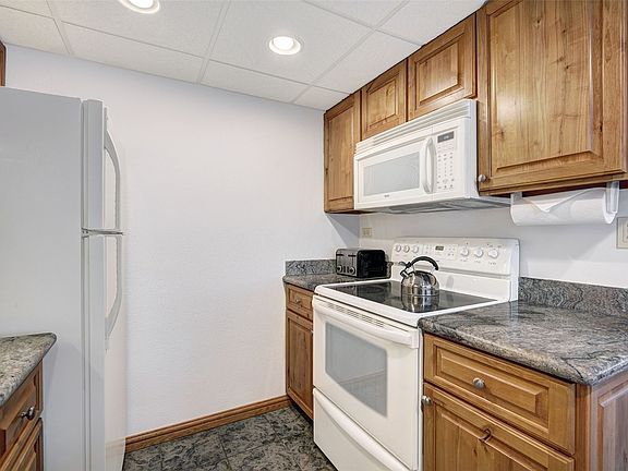 5th image of 631 Village Rd #31460