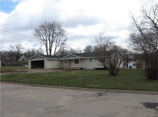 437 30th Street Dr SE, Cedar Rapids, IA 52403