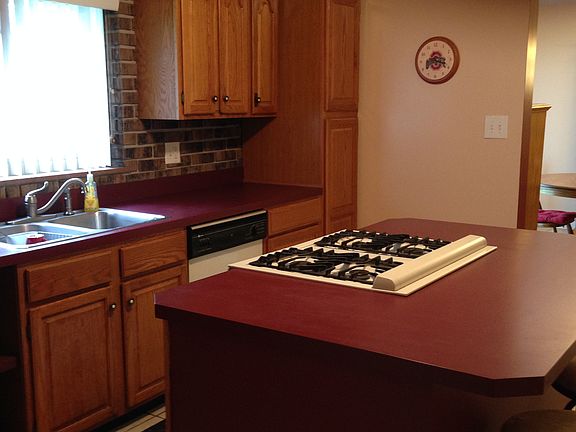 5th image of 727 Melwood Dr NE