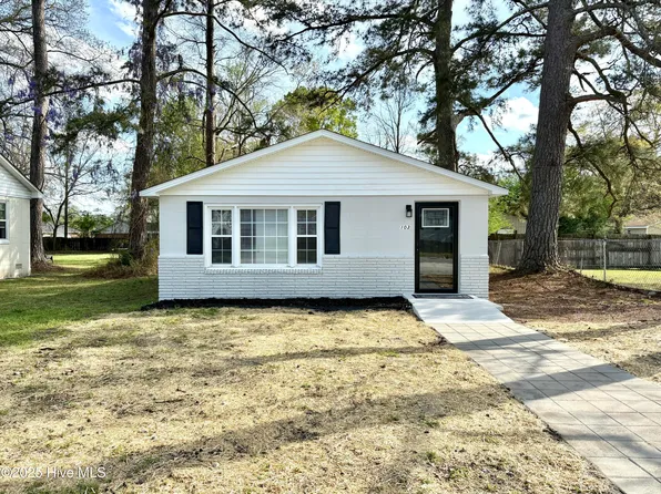 103 Mills Street, Richlands, NC 28574