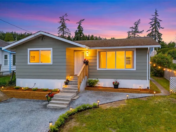 8082 York Ave, North Cowichan, BC V0R 1R0