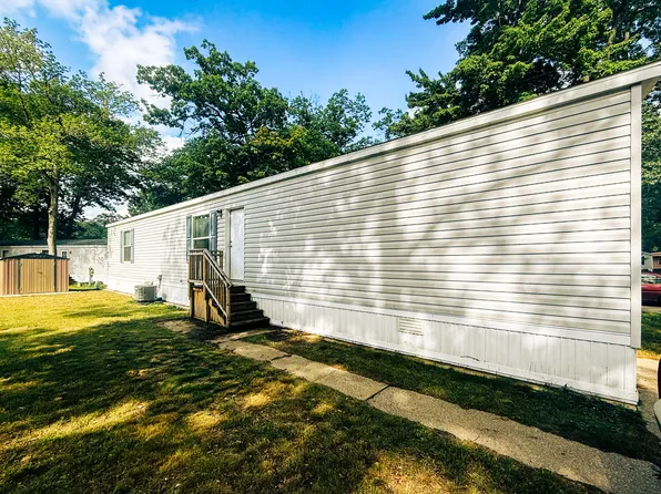 14787 Apple Dr Lot 403, Fruitport, MI 49415