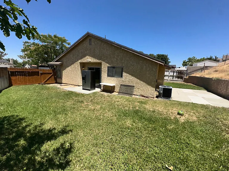 2726 Coria Pl — Photo 29