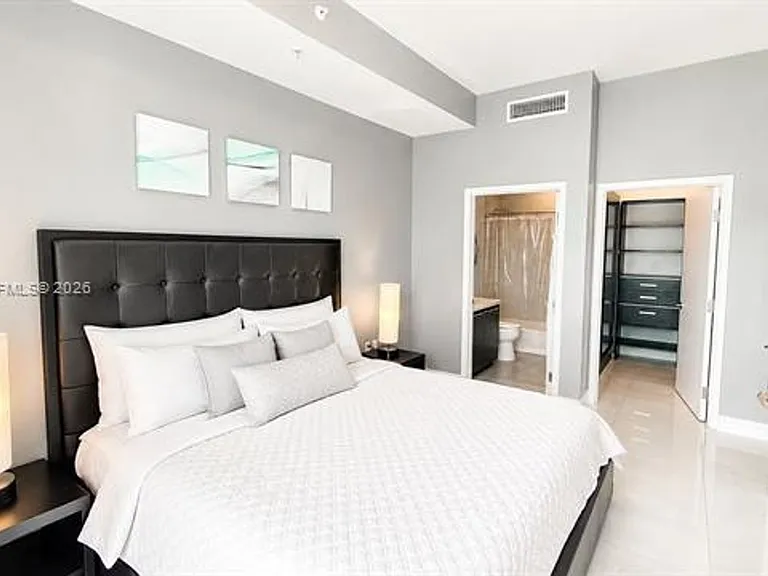 7930 East Dr #CU-1007 — Photo 1