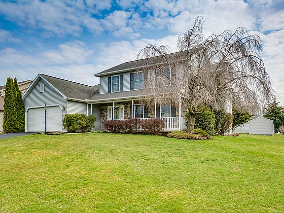 2nd image of 132 Orchard Hill Dr