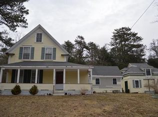 294 Head Of The Bay Rd, Bourne, MA 02532