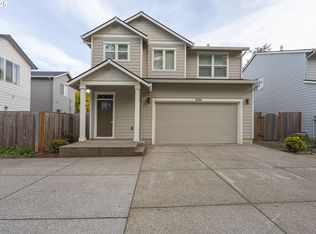 1030 S College St, Newberg, OR 97132