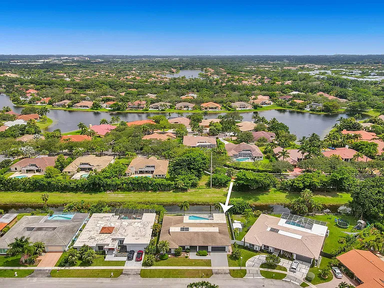 16610 Royal Poinciana Ct — Photo 14