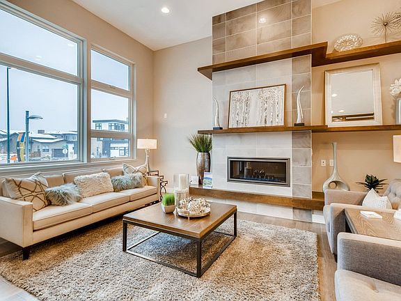 5th image of 6890 E Lowry Blvd #27