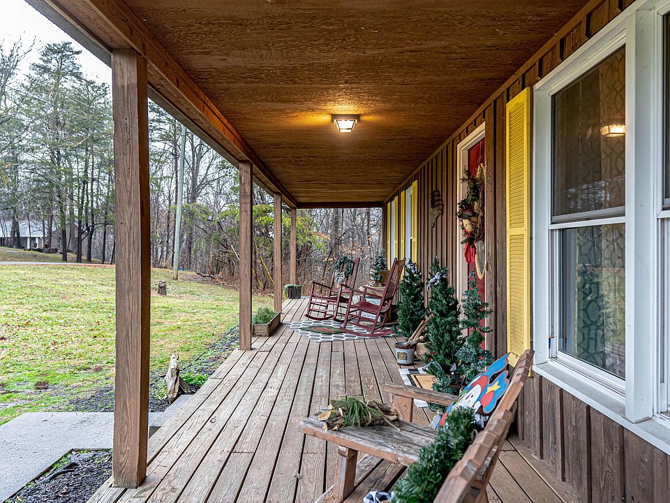 1st image of 455 Gibraltar Dr