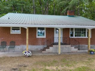 890 Triangle St, Blacksburg, VA 24060