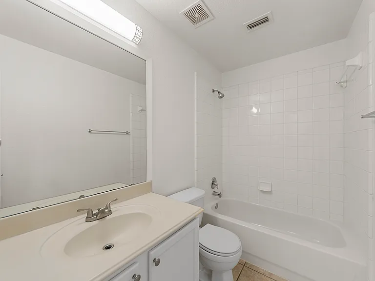 3004 Sweetleaf Dr — Photo 1
