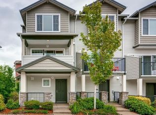 314 NE Edgeway Dr, Hillsboro, OR 97006