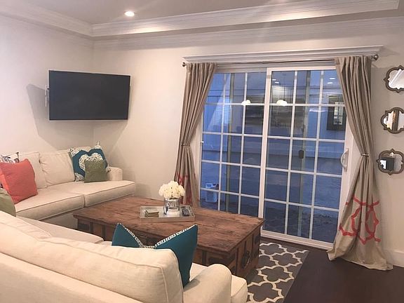 Living room decorating ideas