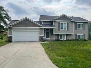 5234 2nd St S, Fremont, MI 49412