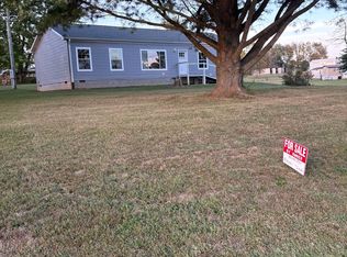 9338 Tunnelton Rd, Bedford, IN 47421