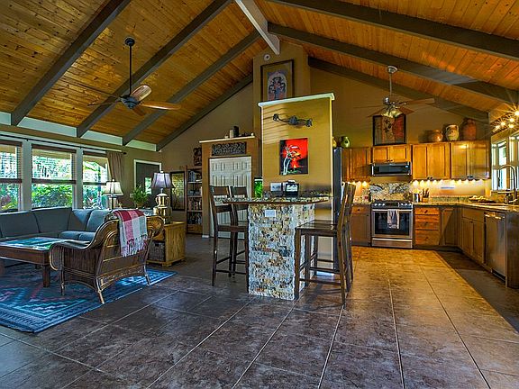 Eat in area and kitchen