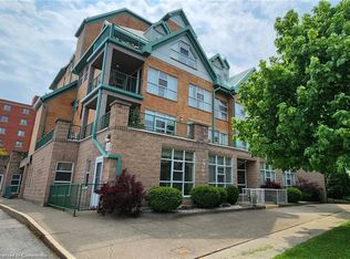 19 Lake Ave S #102, Hamilton, ON L8G2V1