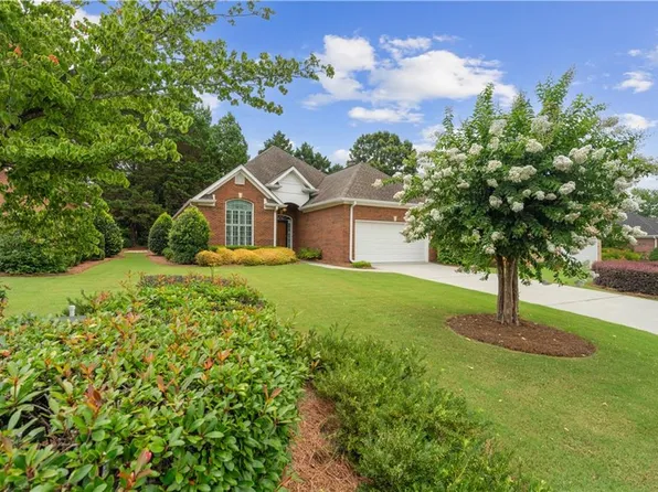 112 Bristol Pl SE, Calhoun, GA 30701